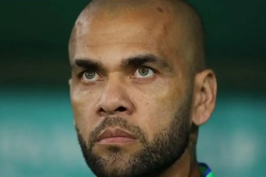 Dani Alves, acusado de abuso sexual, tiene fecha confirmada de juicio: puede ir hasta 12 años preso