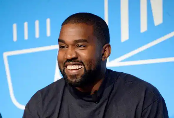 ¡Qué feo! Kanye West fue al cumpleaños de su hija, aunque Kim Kardashian no lo invitó