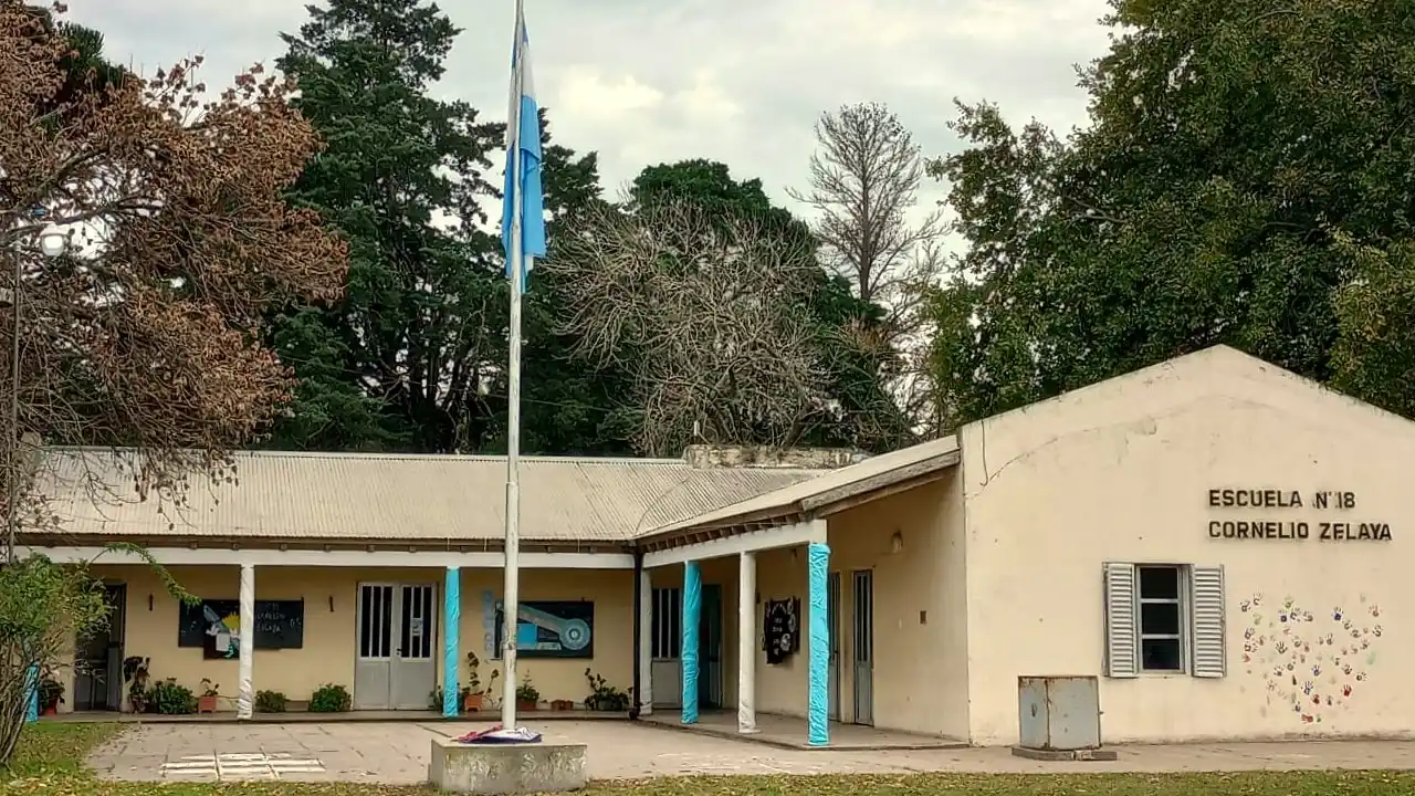 Escuela Nº 18 "Cornelio Zelaya".