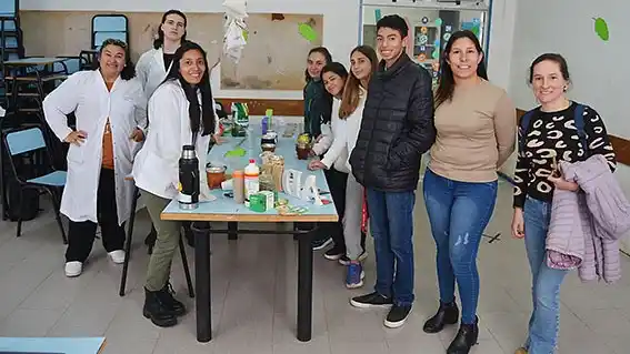 Talleres “Haciendo Ciencia” en el Instituto Leloir