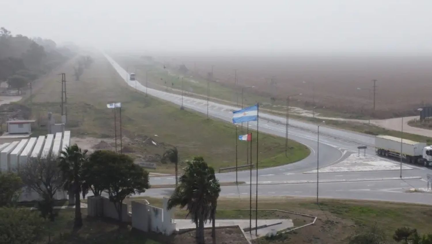 Tormenta de sal en Marull. (Foto: Santiago Bertola)