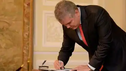 Presidente Iván Duque firma el decreto que activa Estatuto Temporal de Protección para Venezolanos