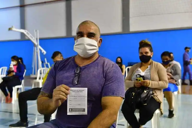 Se completó el esquema de vacunación contra la covid-19 en el departamento Ramón Lista