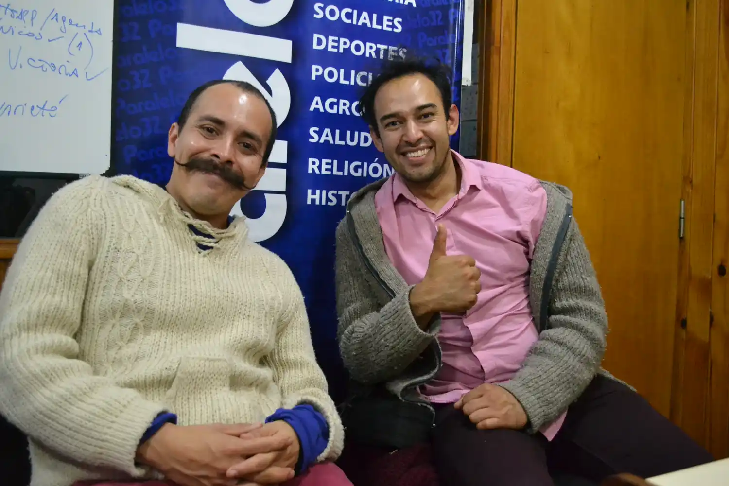 Dos payasos (clown) mexicanos de gira en Victoria