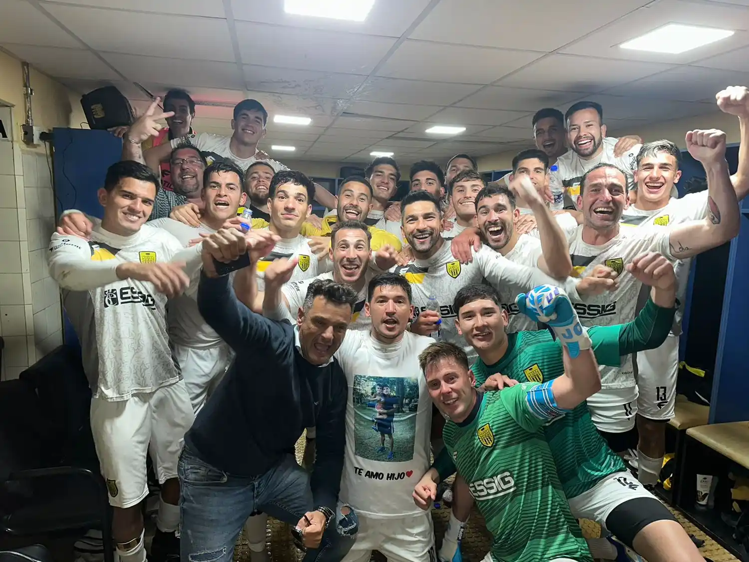 Santamarina consiguió una infartante clasificación a las semis del Federal A