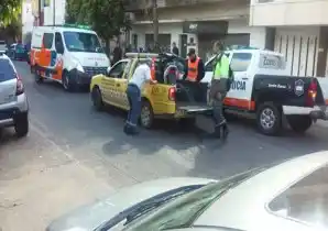 Junín: Quiso evitar un control y atropelló a una agente de Tránsito