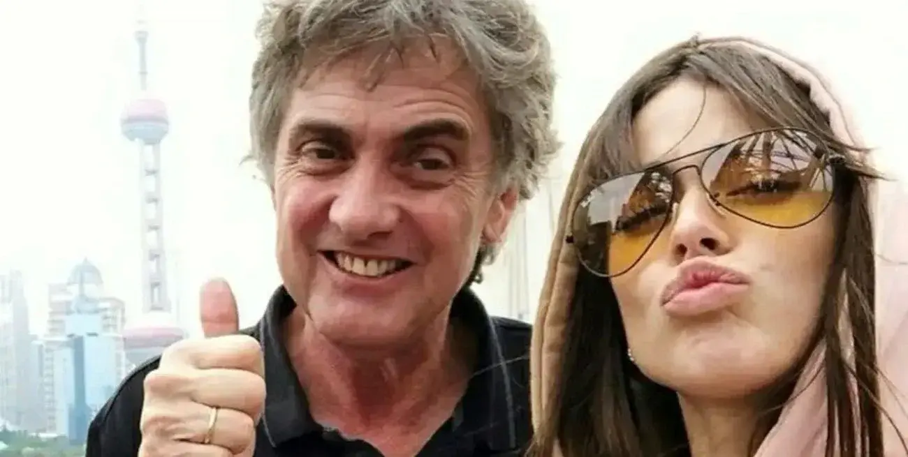 Acusaron a Alejandro Stoessel de arrojar piedras a periodistas frente a su casa