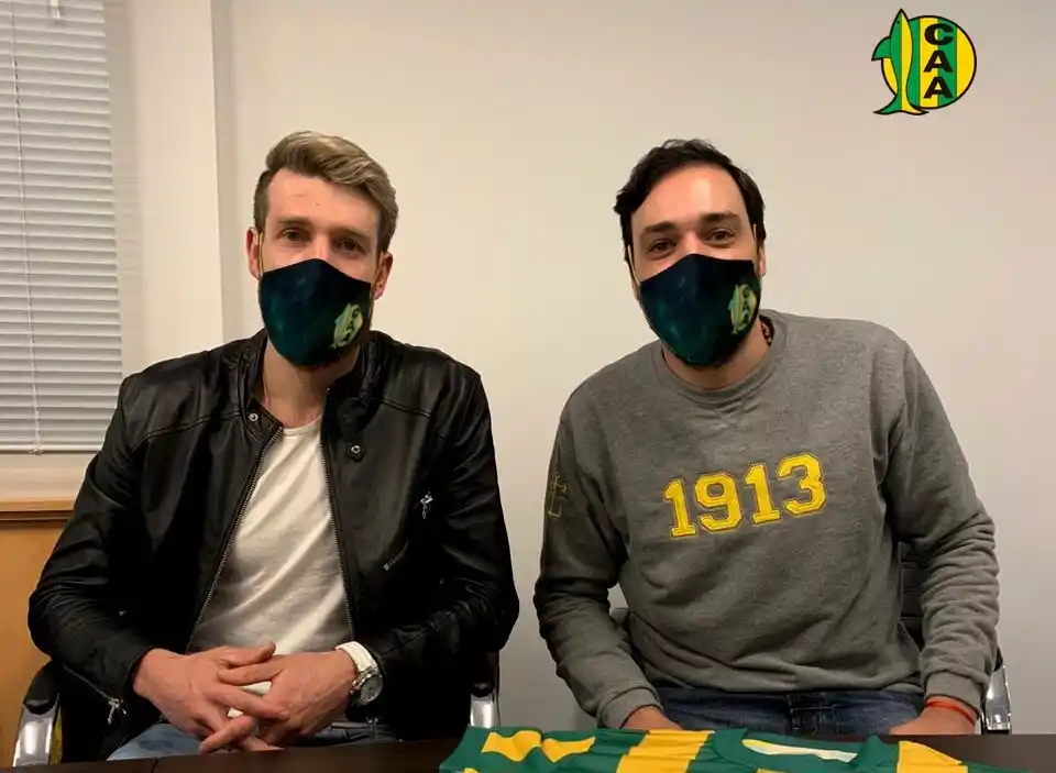 Schunke firmó contrato con Aldosivi