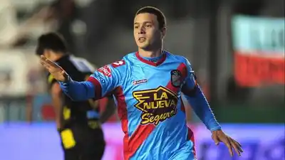 Acusan a un jugador de Arsenal por el homicidio de una joven en La Plata