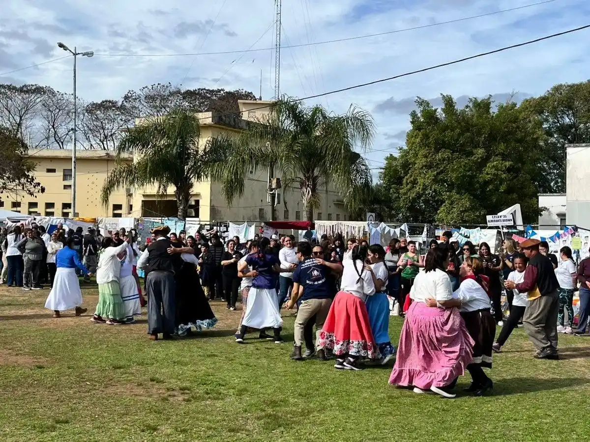 Concordia celebró el Día de la Alfabetización con un encuentro en la costanera