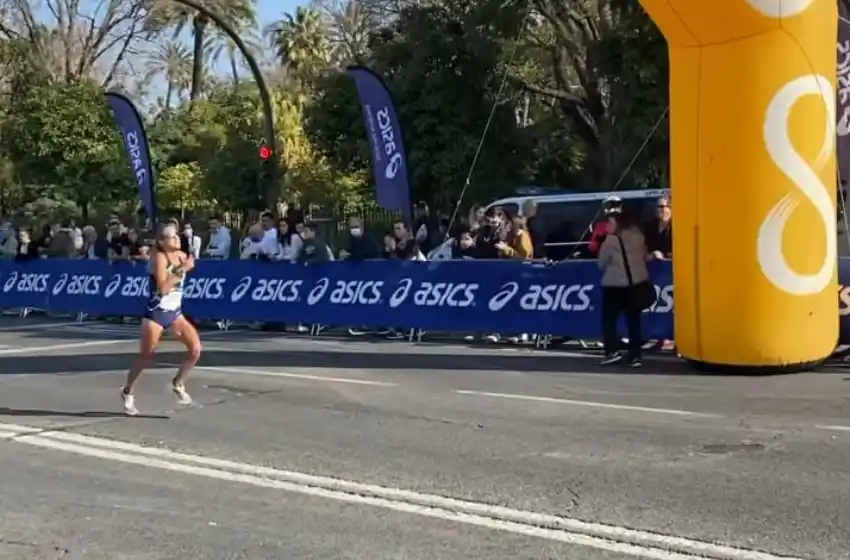 Florencia Borelli, histórica: récord nacional y clasificación al Mundial