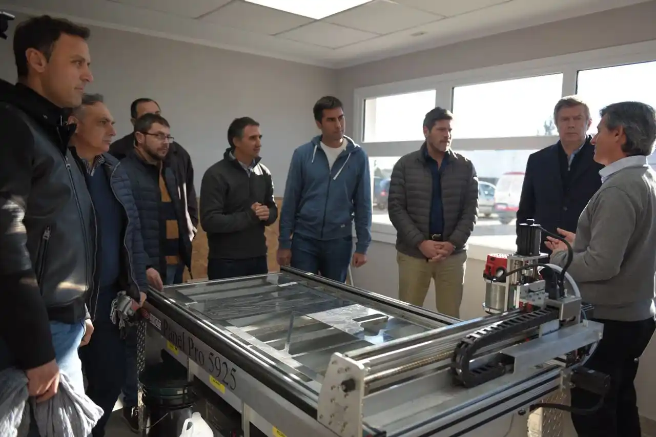 "Equipo" de legisladores de Cambiemos recorrió la Quinta sección para "llegar a todos los vecinos"