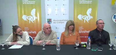 Conferencia de prensa informando oficialmente la suspensión de la Fiesta Nacional de la Avicultura
