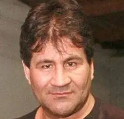 Esteban Rosales: “El deporte saca a los chicos de la calle”