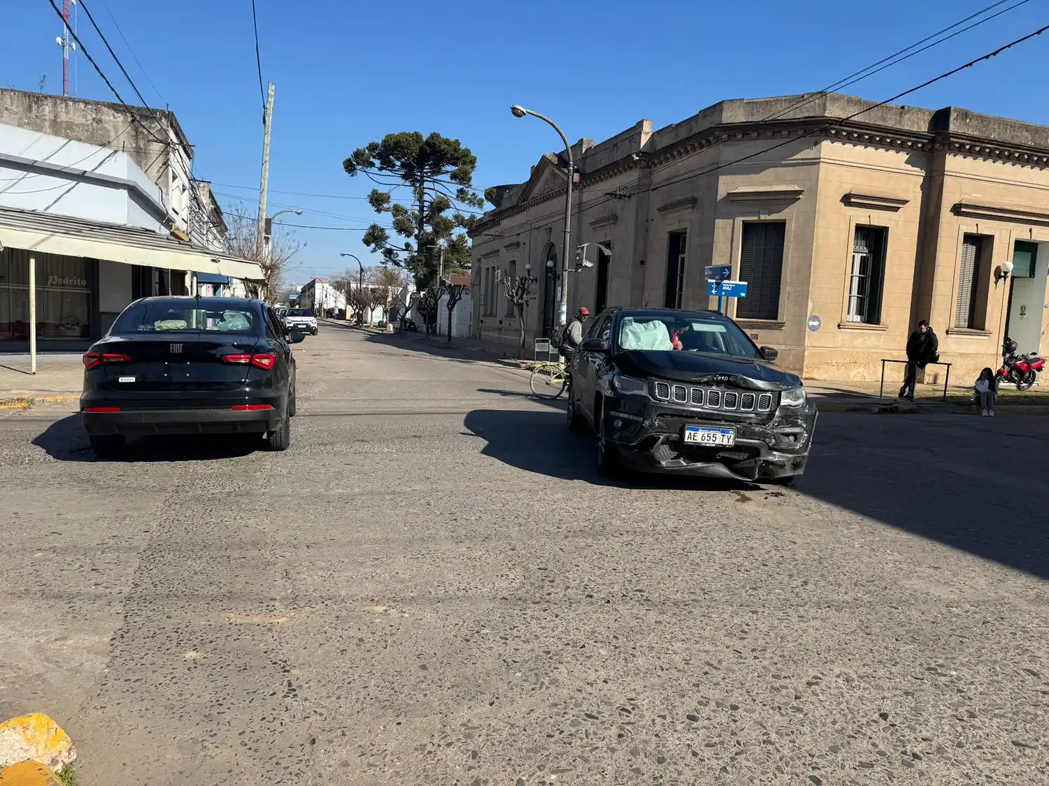 accidente mitre y aulí vehículos involucrados