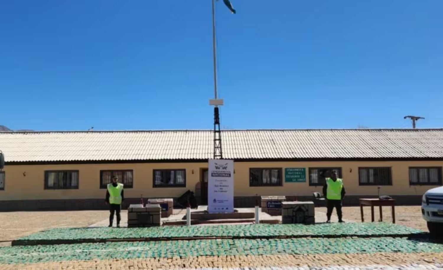 Gendarmería secuestró en Salta más de una tonelada de hojas de coca