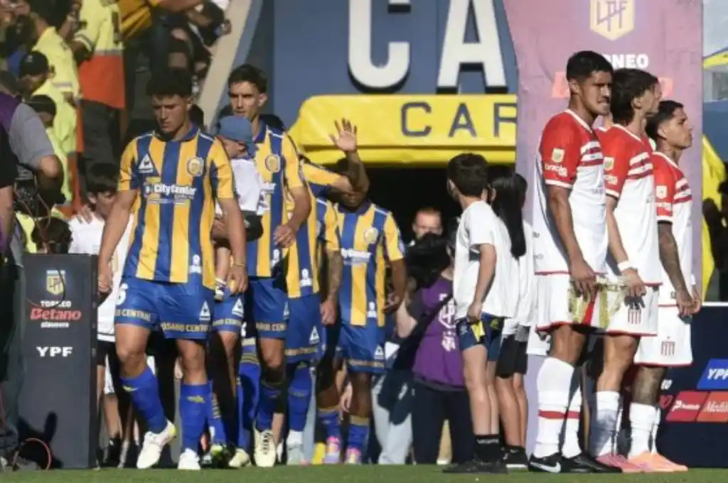 El "espaldarazo" de Estudiantes.(Foto: Gentilezas)