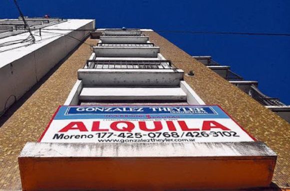 Inquilinos insisten en la extensión del decreto que congela alquileres y denuncian amenazas