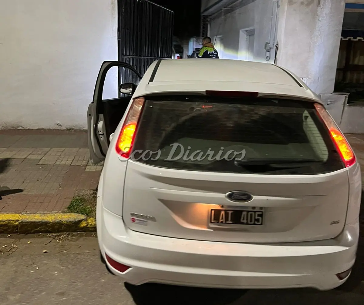 Vehículo. Secuestrado por el personal policial que intervino en el caso denunciado