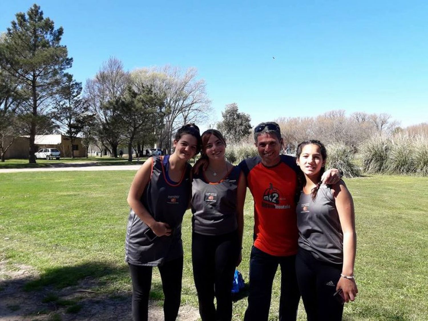 SAN CAYETANO: Atletas a los Bonaerenses