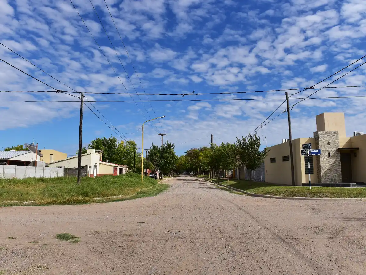 Balearon a dos jóvenes en barrio Bouchard 