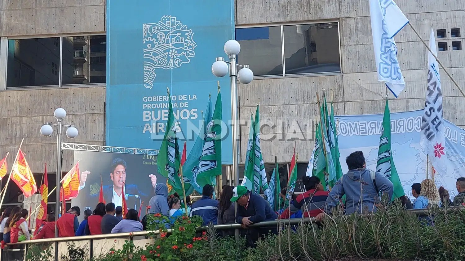 Acto en LP.