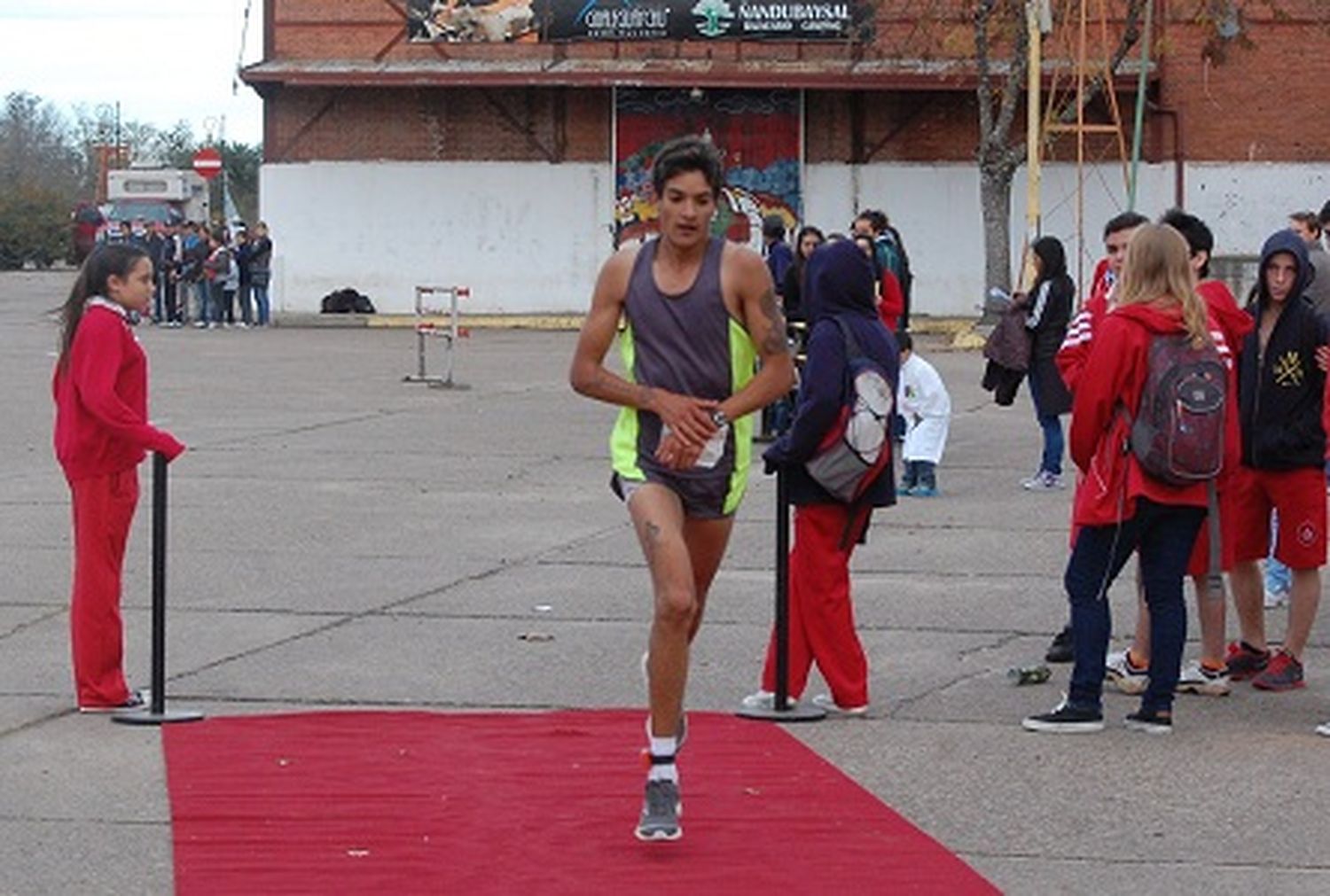 Denis Villagra fue el más veloz en la Maratón Hospital Centenario