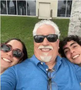 Leonardo Padrón compartió recientemente una foto en Instagram con sus hijos. 