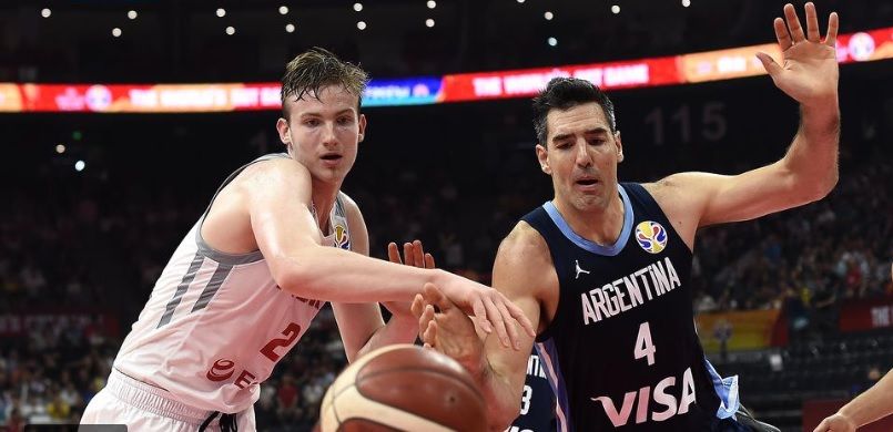 Argentina derrotó a Polonia y llegó a los cuartos de final en el Mundial