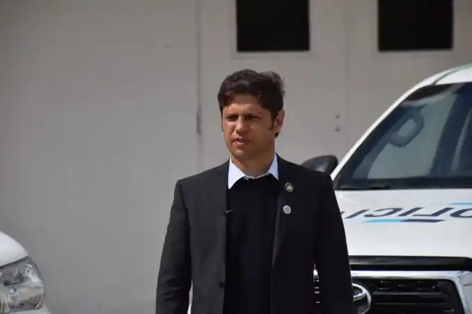 Desde Olavarría, Kicillof anunció aumento para la Bonaerense: Se mostró con Berni y desactivó rumores de protestas
