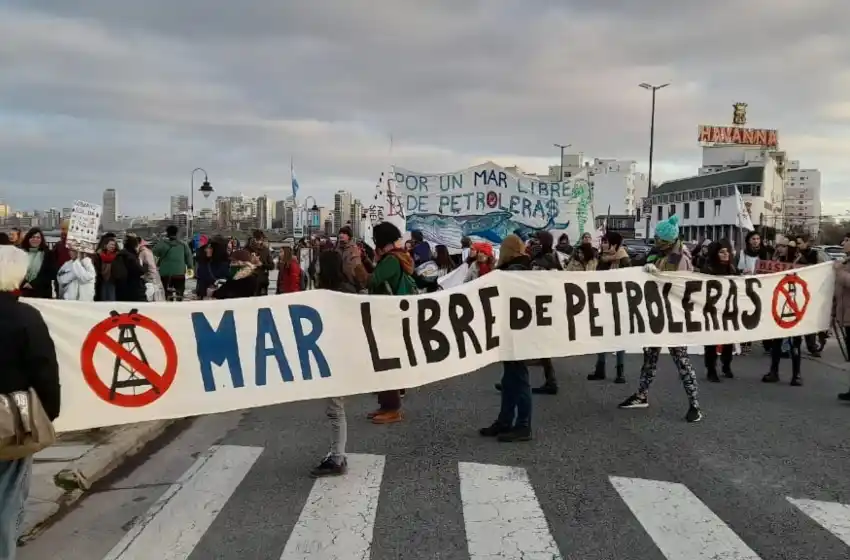 Nuevo Atlanticazo por un "mar libre de petroleras"