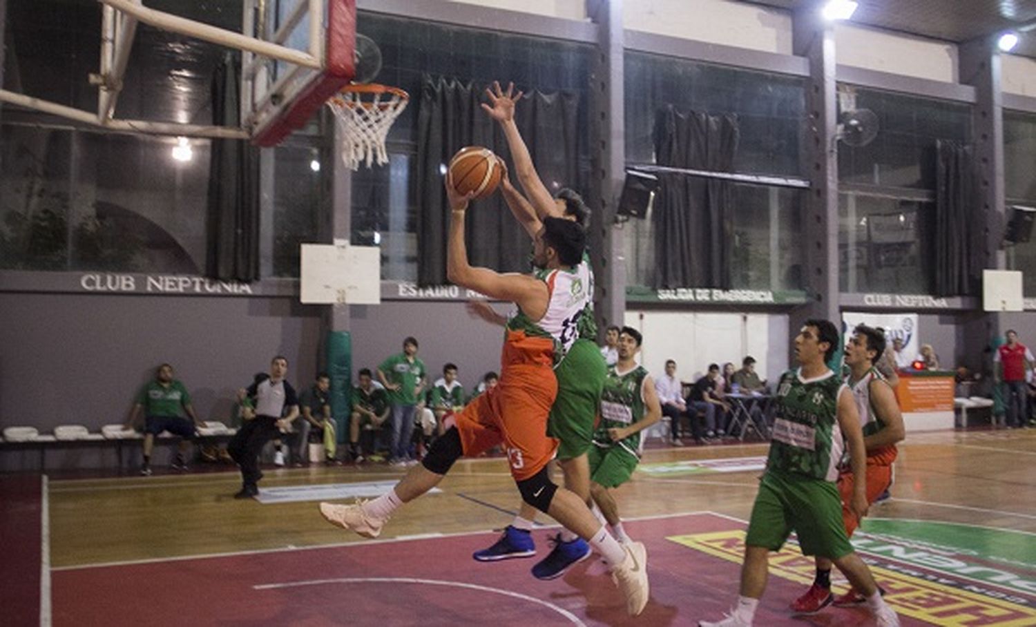 Neptunia recibe a Luciano y Racing viaja a San Salvador