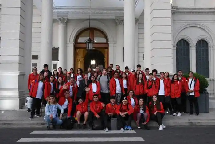 Finalistas de los Juegos Culturales Entrerrianos Evita partieron  rumbo a Mar del Plata