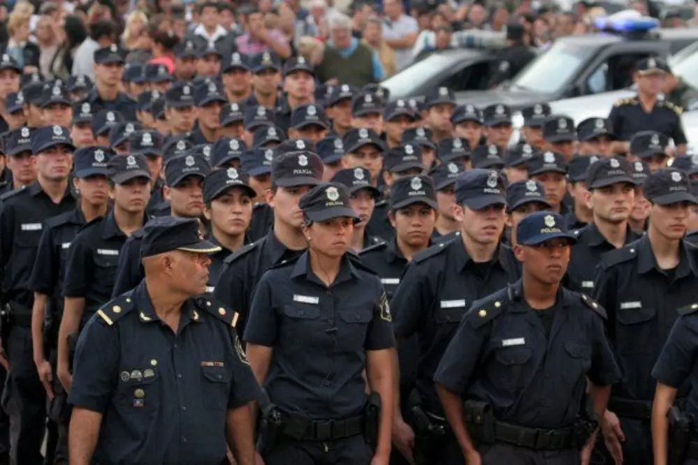 Irregularidades en la Policía Bonaerense: Más de 2 mil efectivos no presentaron sus declaraciones juradas