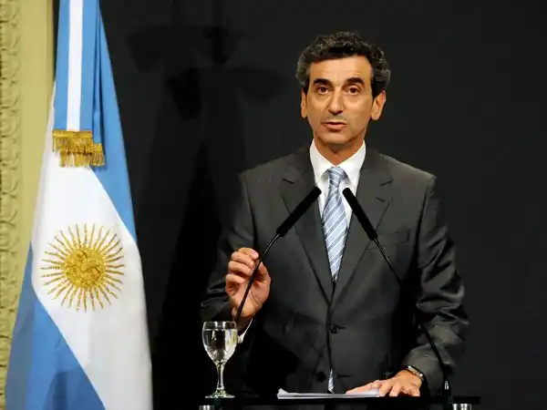 Randazzo anunció la estatización del Tren Sarmiento