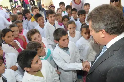Más de 15.000 jóvenes fueron incorporados al sistema educativo 