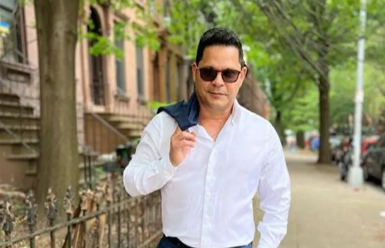 OTRO MÁS EN LA LISTA: Rey Ruiz cantará en noviembre en Caracas