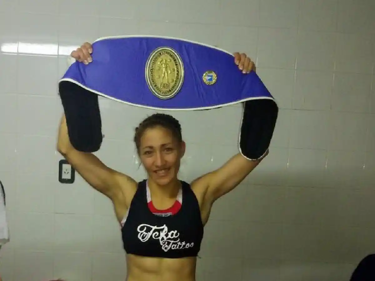 Bermúdez y Frías,  por un título mundial