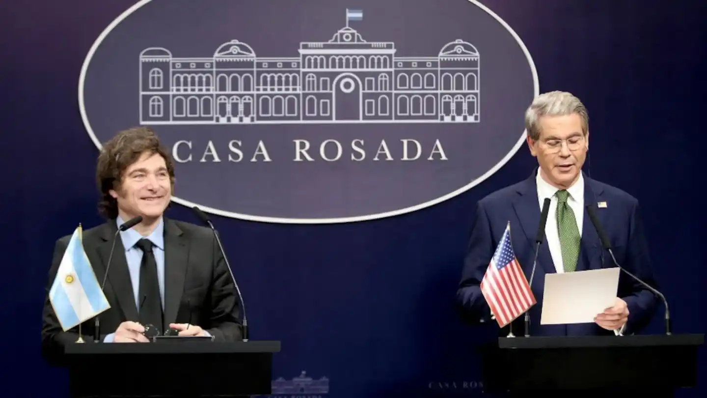 Estados Unidos confirmó negociaciones con Argentina por un paquete de asistencia financiera