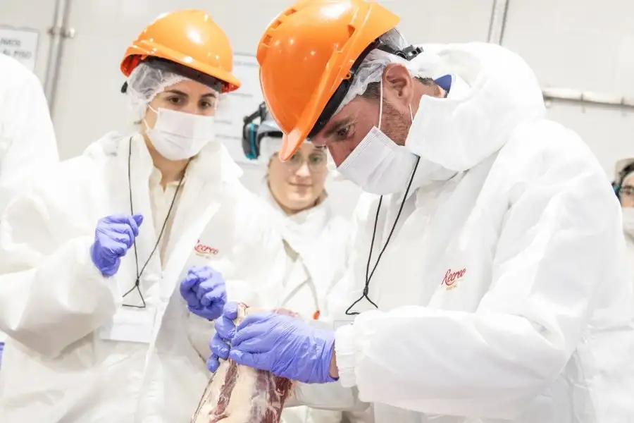 SBF: compradores de diferentes lugares del mundo realizaron circuitos comerciales