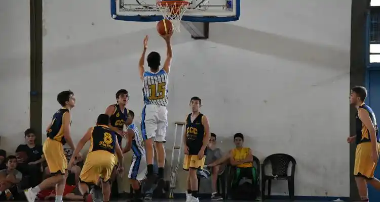 Triple triunfo de las inferiores de Náutico