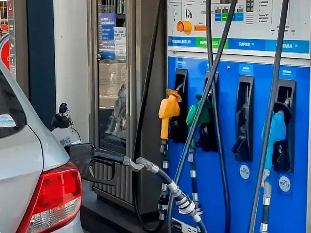 Se viene un nuevo aumento en los combustibles