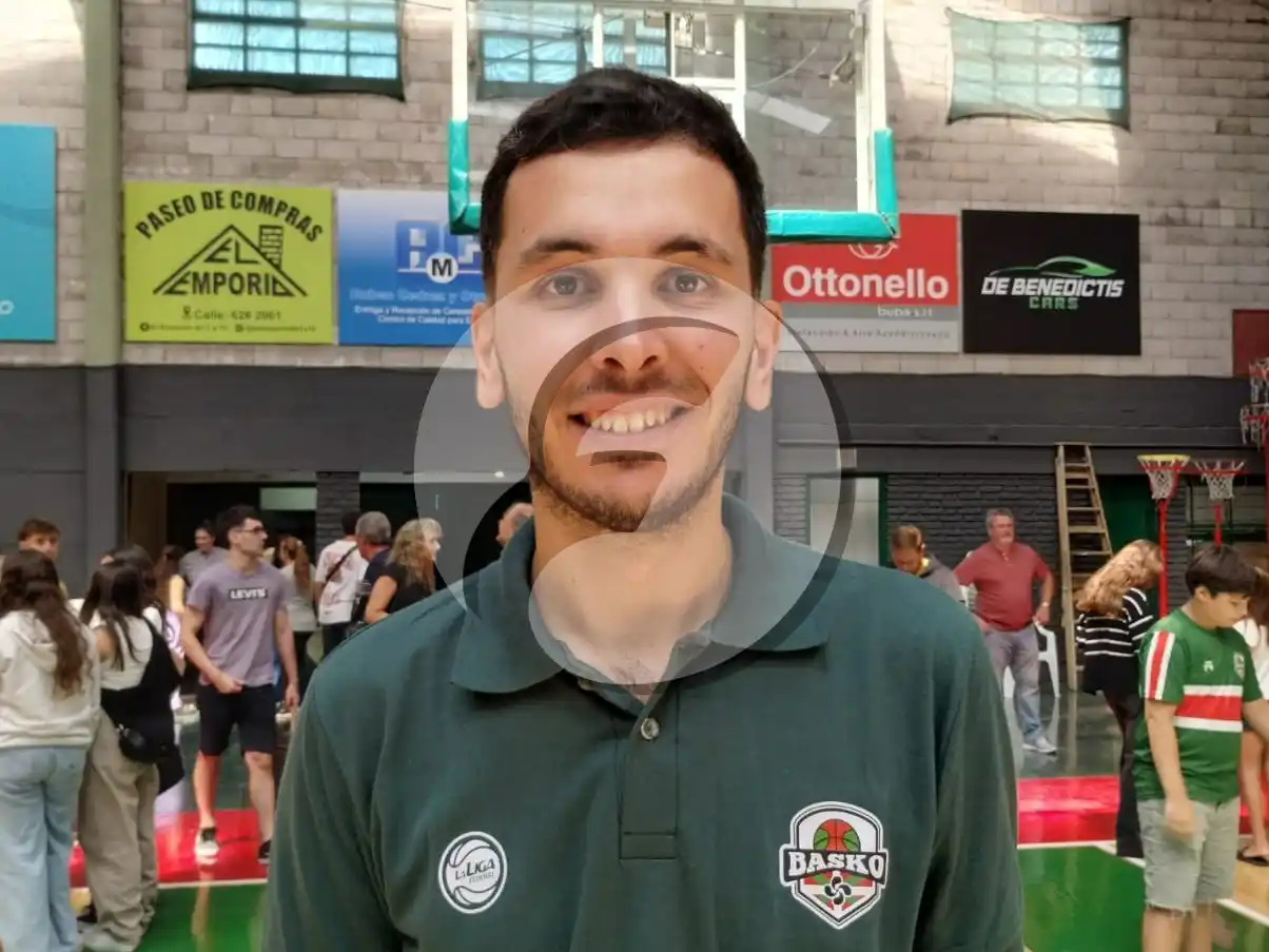 Manuel González, el entrenador de Centro Basko