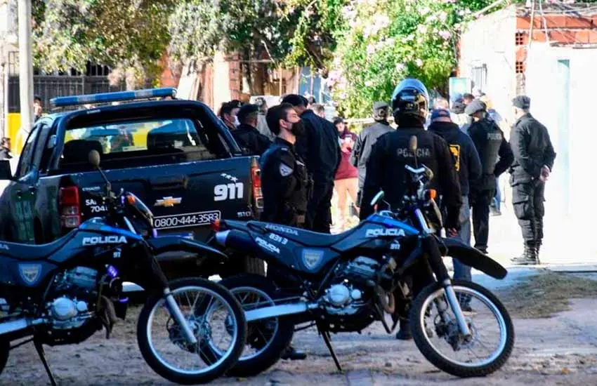 Nuevo crimen en Rosario: asesinaron a una mujer de varios disparos en zona sur