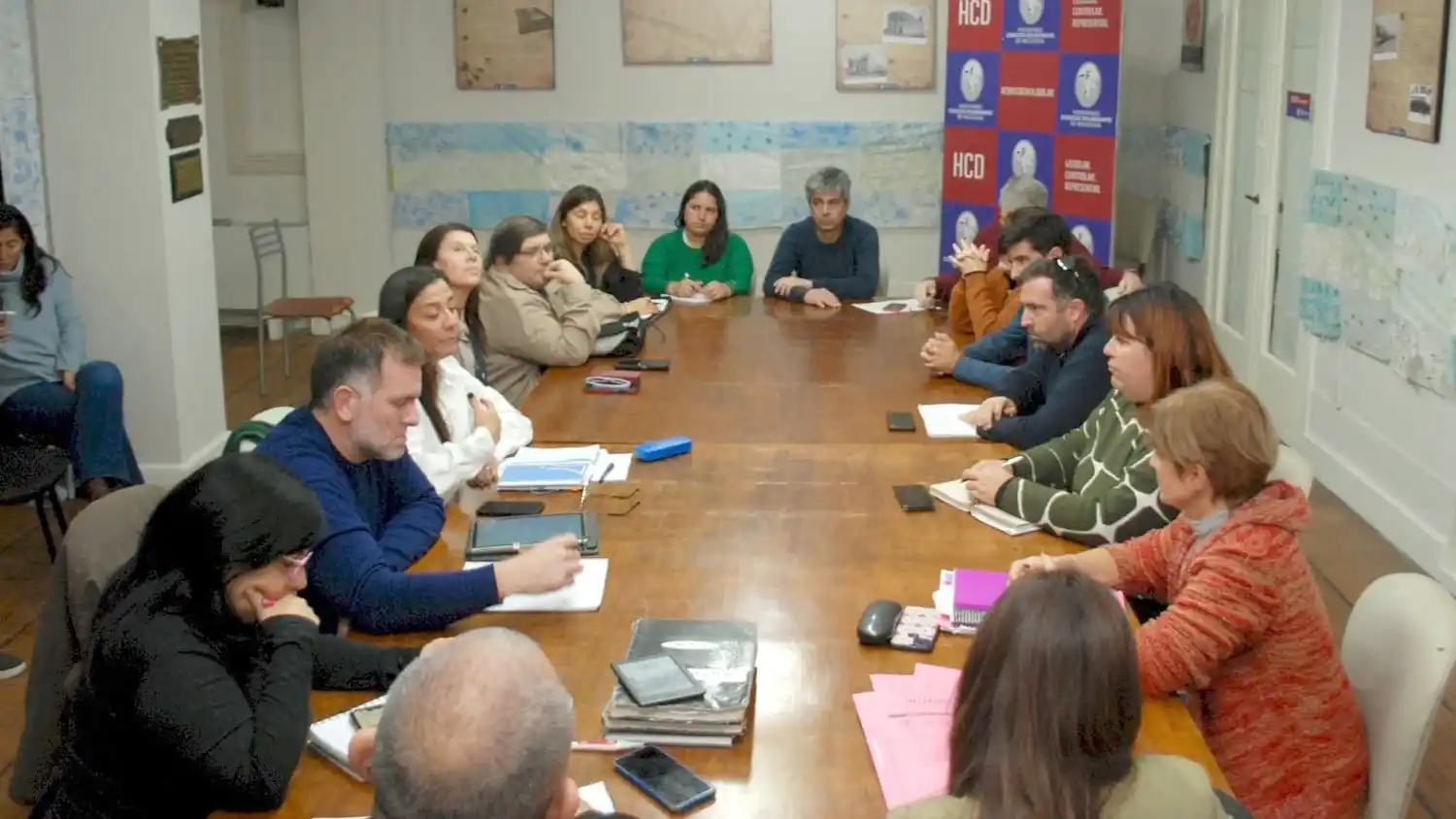 A la espera. Los consejeros escolares expusieron sus inquietudes