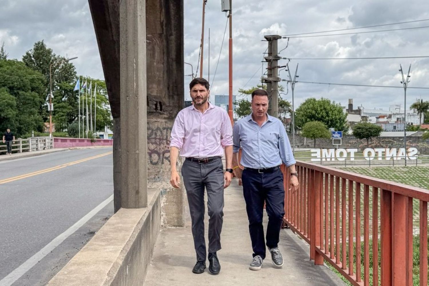 Pullaro anunció que el 20 de diciembre Provincia licita el nuevo puente  Santa Fe-Santo Tomé