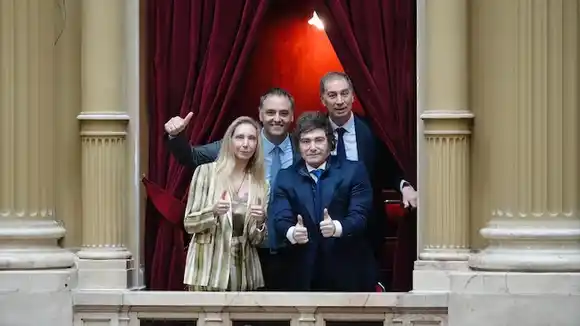 Con la presencia de Milei, juraron los nuevos diputados en una sesión marcada por cruces