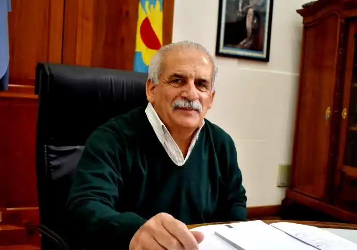 El intendente Marino dijo que la crisis en Patagones "supera a la del 2001": "De cada 10 vecinos, 7 me piden trabajo"