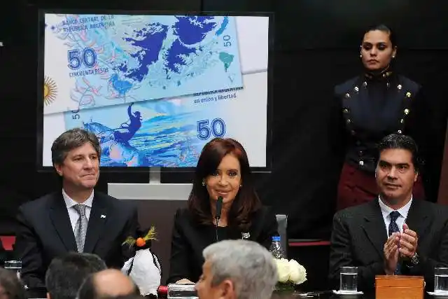 Cristina en cadena nacional por Malvinas: "Tengo confianza en la historia para recuperar las Islas"