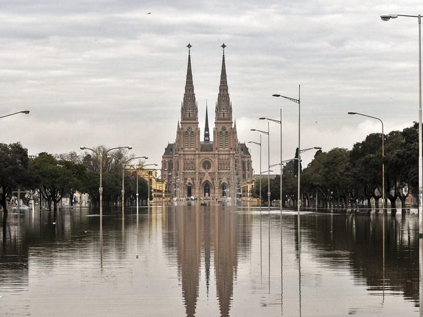 La provincia de Buenos Aires convive desde hace décadas con inundaciones previsibles y pobreza gestionada como capital político. Foto: Gentileza
